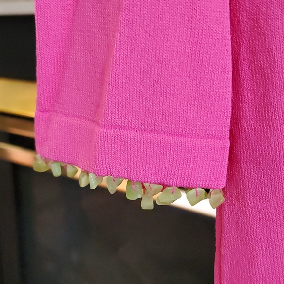 Inspired by Bellepointe Hot Pink Sweater XS/S - Picture 6 of 7